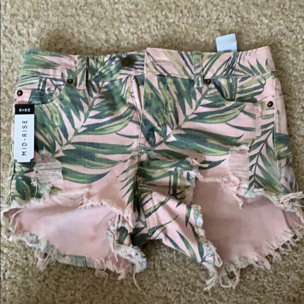 Mid Rise Pink Tropical Shorts